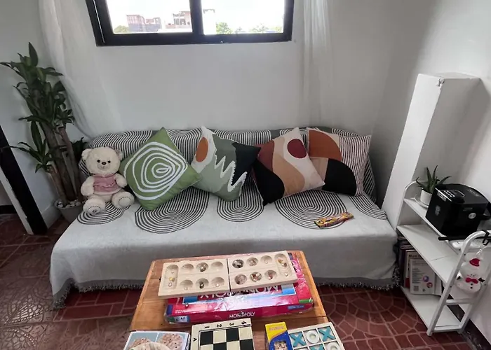 Entire Moons 2, Taguig, Near Bgc, Full Kitchen & Balcony Taguig