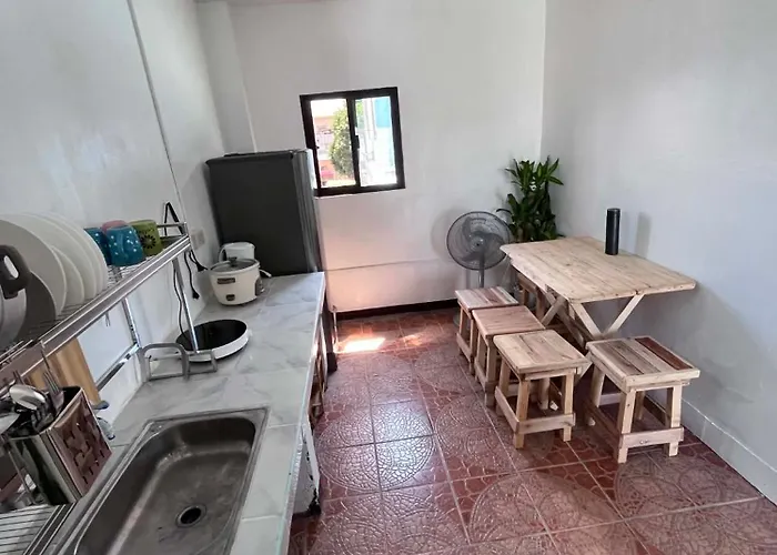 Entire Moons 2, Taguig, Near Bgc, Full Kitchen & Balcony Apartment